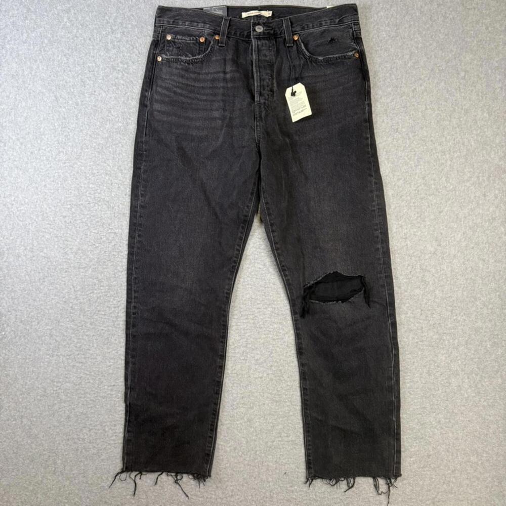 New Levi's Women's Size 31x28 Black Wedgie Straight Leg High Rise Distressed